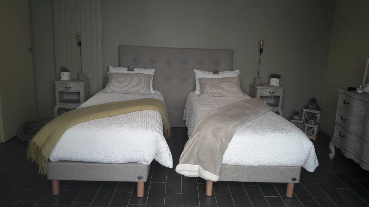 Chambre D'Hotes Les Rives De La Tronne Mer Dış mekan fotoğraf
