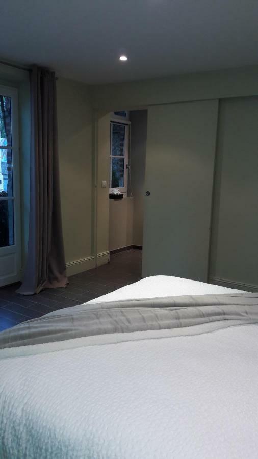 Chambre D'Hotes Les Rives De La Tronne Mer Dış mekan fotoğraf
