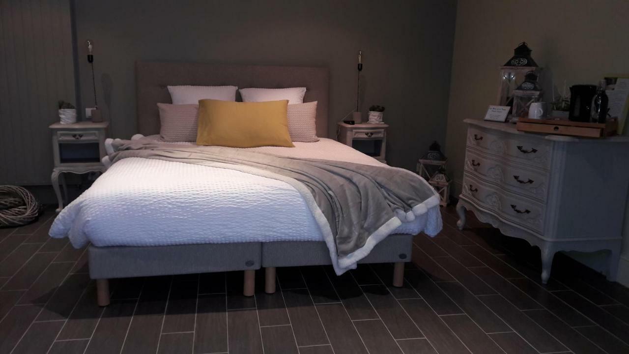 Chambre D'Hotes Les Rives De La Tronne Mer Dış mekan fotoğraf